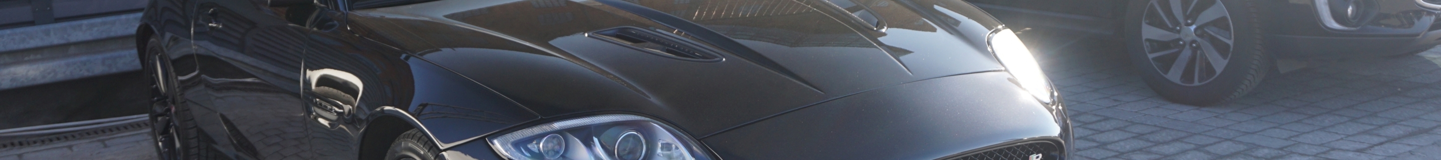 Jaguar XKR 2012