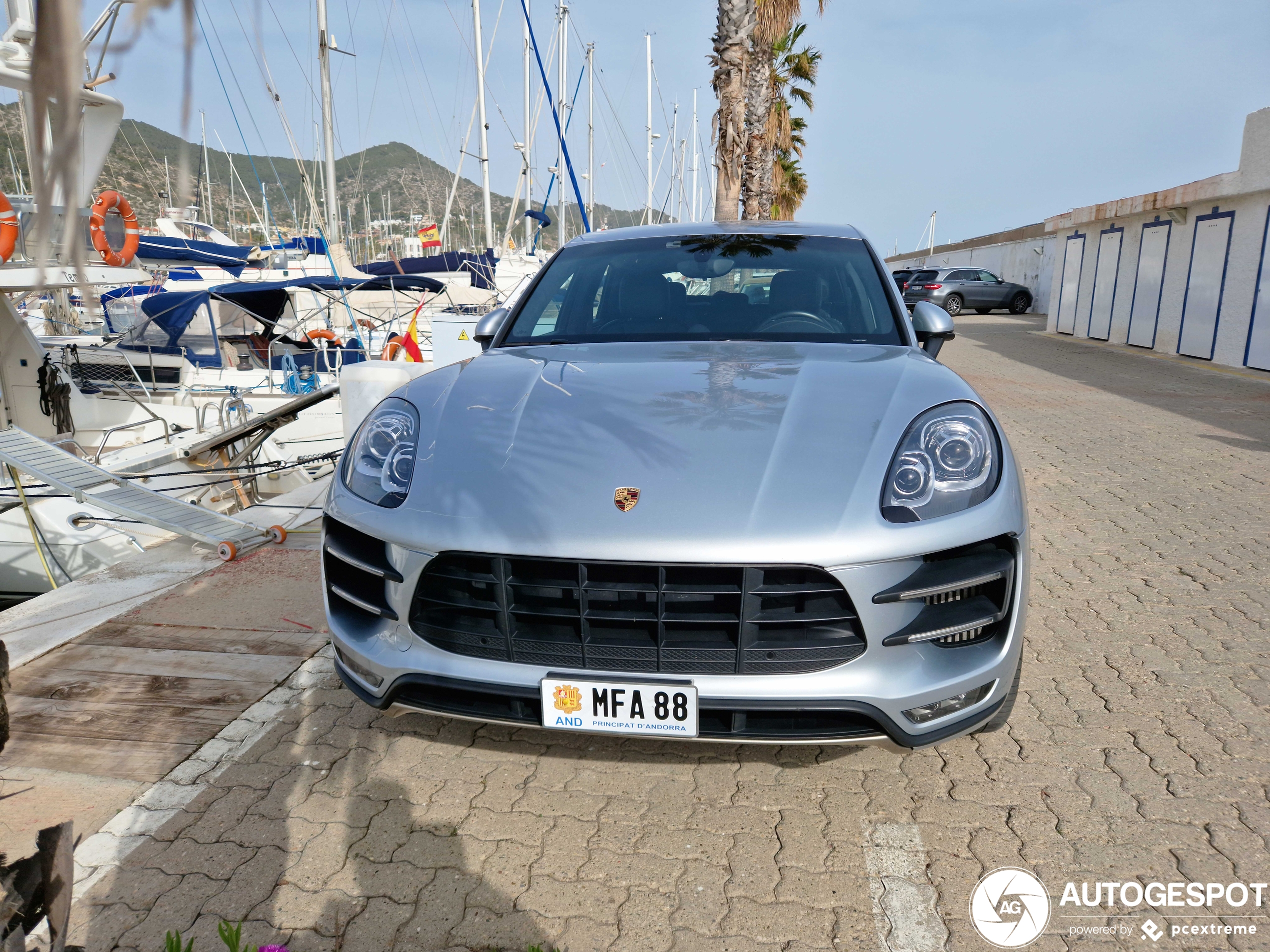 Porsche 95B Macan Turbo