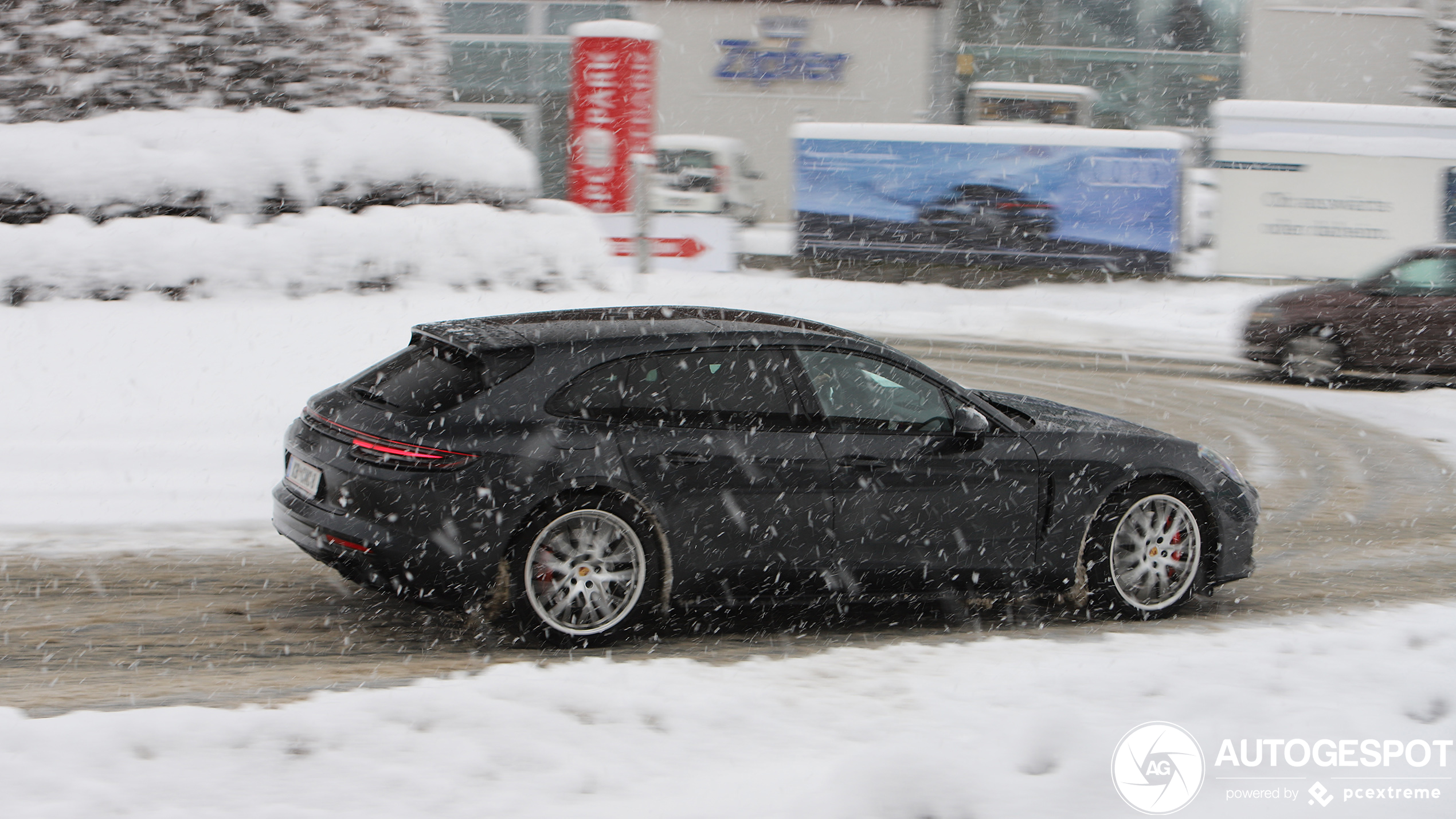 Porsche 971 Panamera GTS Sport Turismo