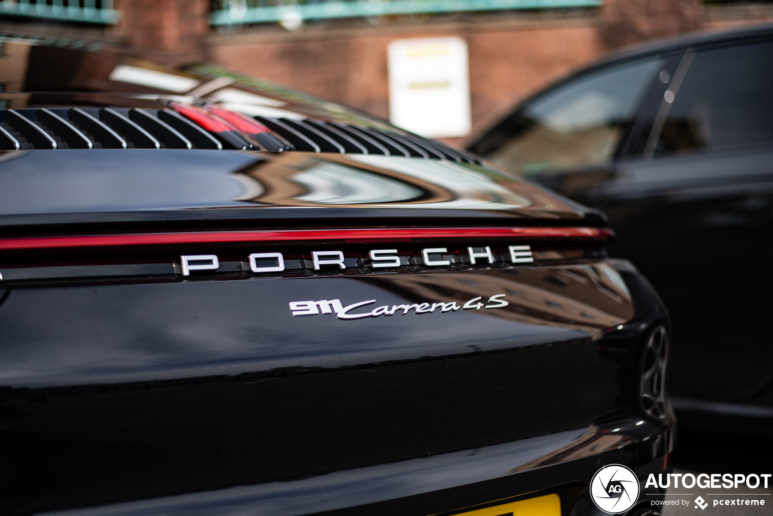 Porsche 992 Carrera 4S