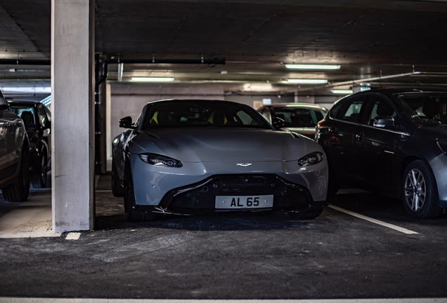 Aston Martin V8 Vantage AMR 2019