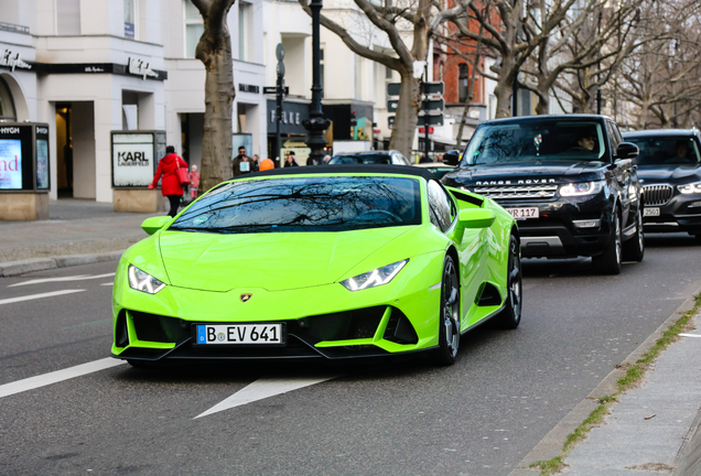 Lamborghini Huracán LP640-4 EVO Spyder