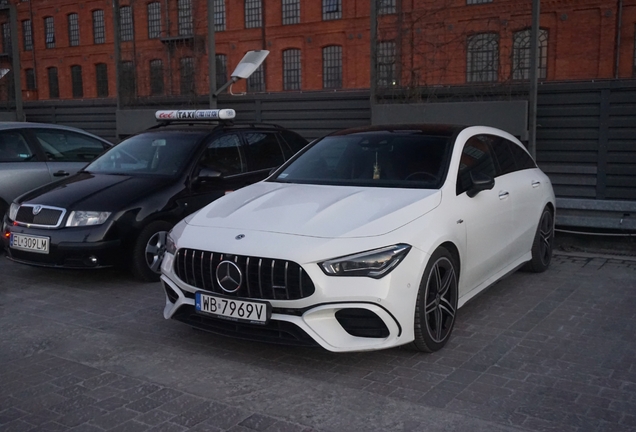 Mercedes-AMG CLA 45 Shooting Brake X118