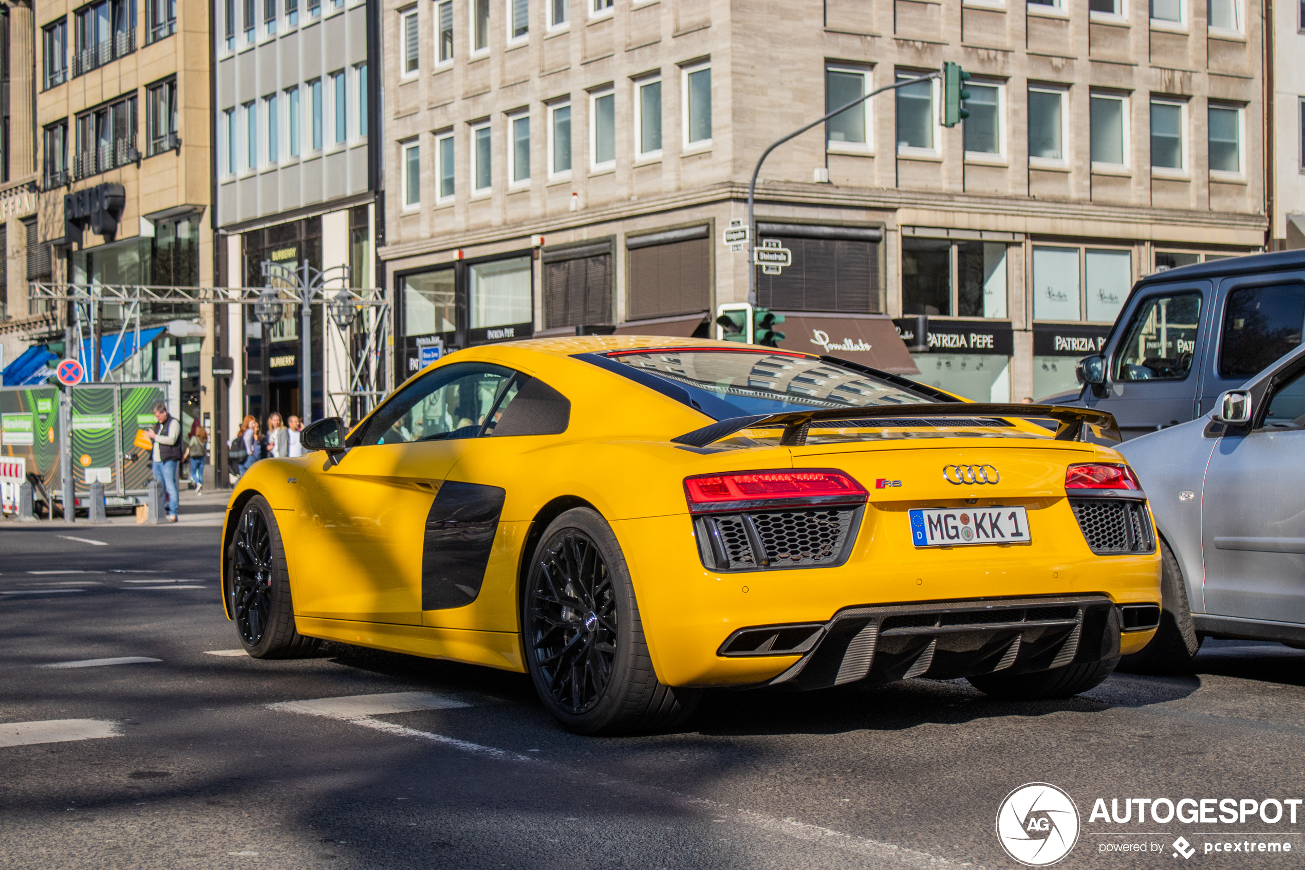 Audi R8 V10 Plus 2015