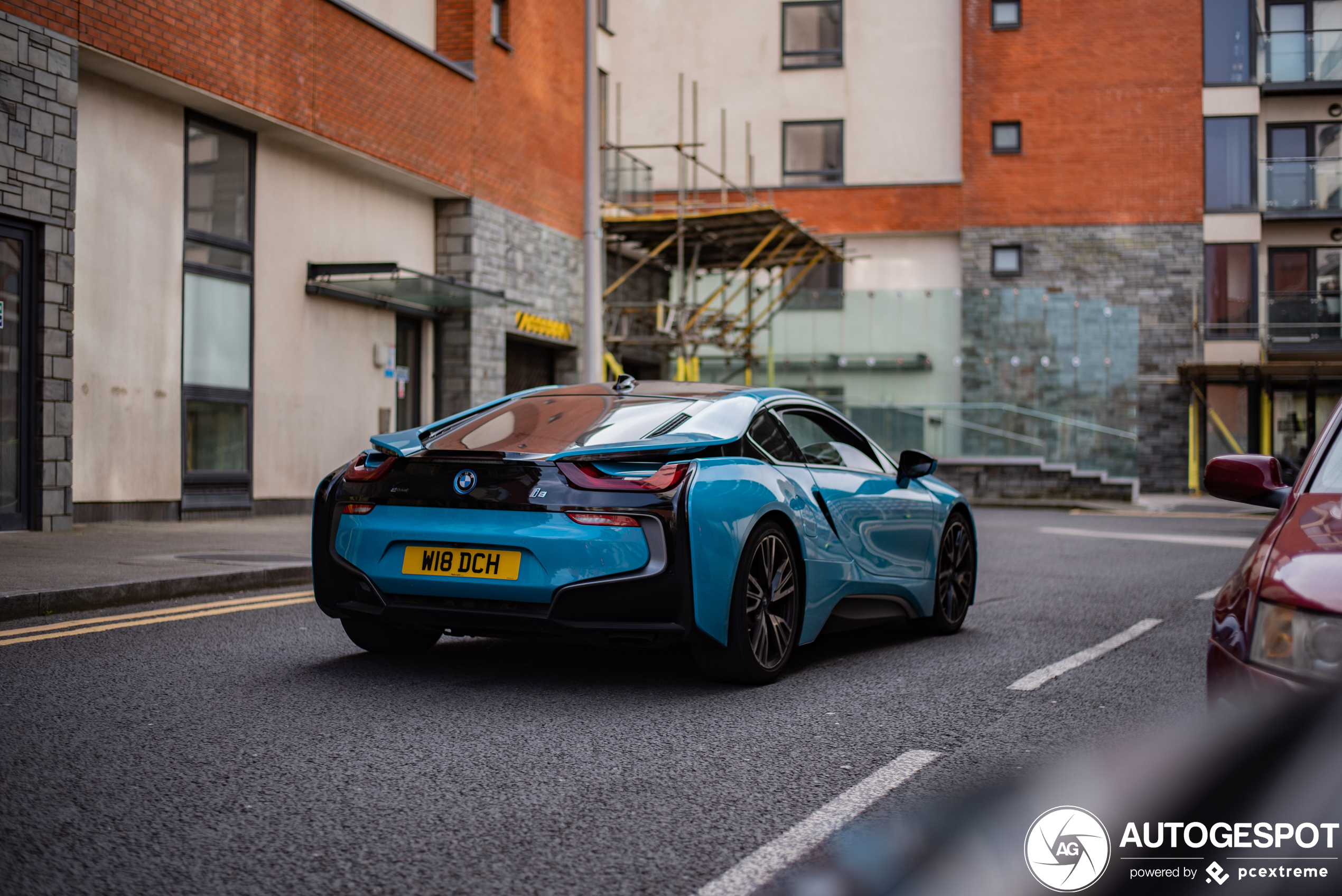 BMW i8