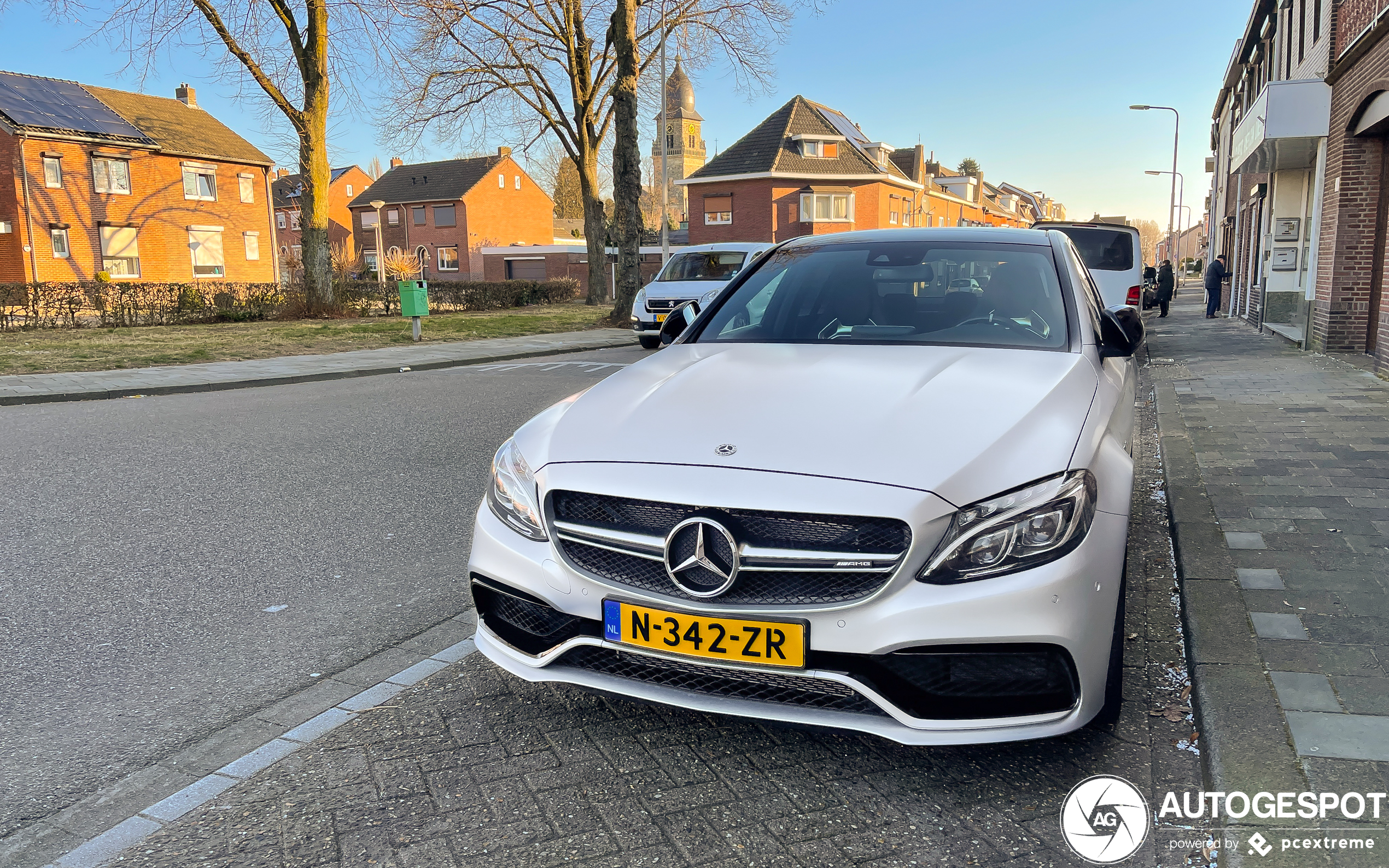 Mercedes-AMG C 63 S W205