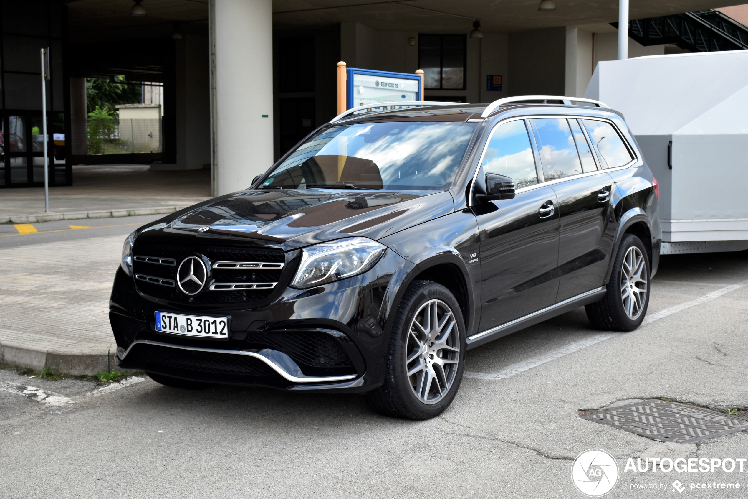 Mercedes-AMG GLS 63 X166