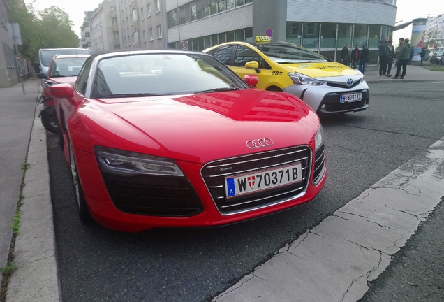 Audi R8 V10 Spyder 2013