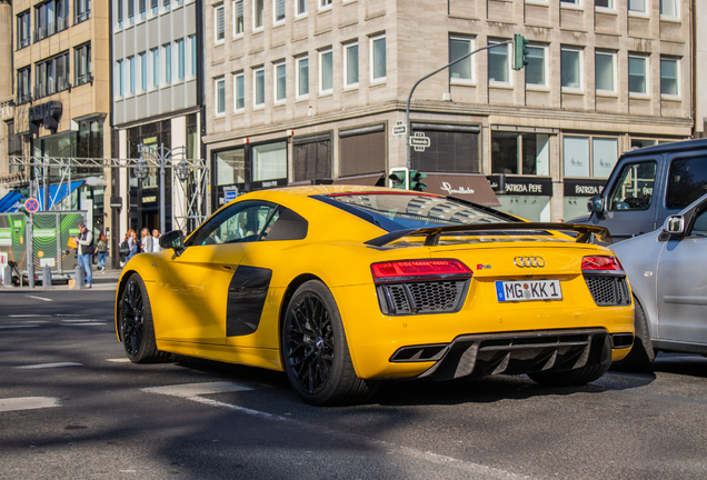 Audi R8 V10 Plus 2015