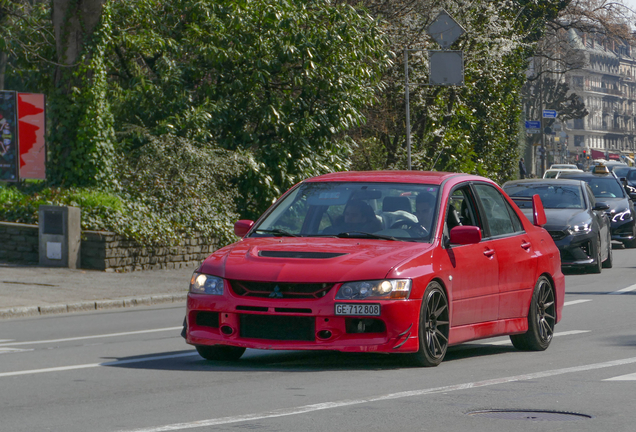 Mitsubishi Lancer Evolution IX