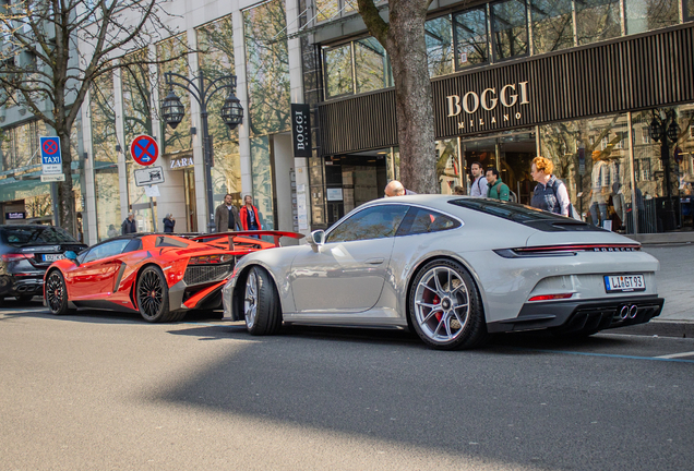 Porsche 992 GT3 Touring