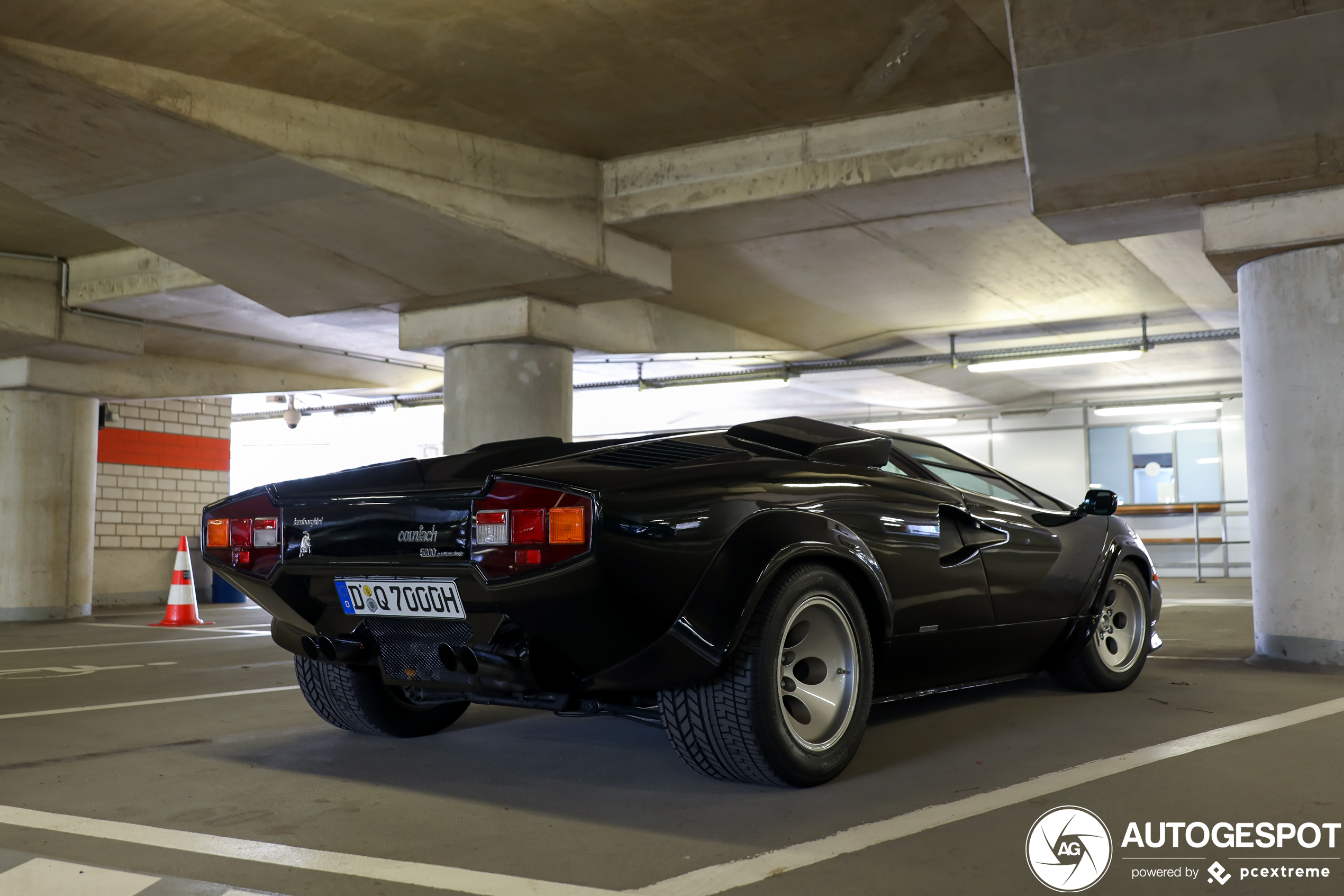 Lamborghini Countach 5000 Quattrovalvole