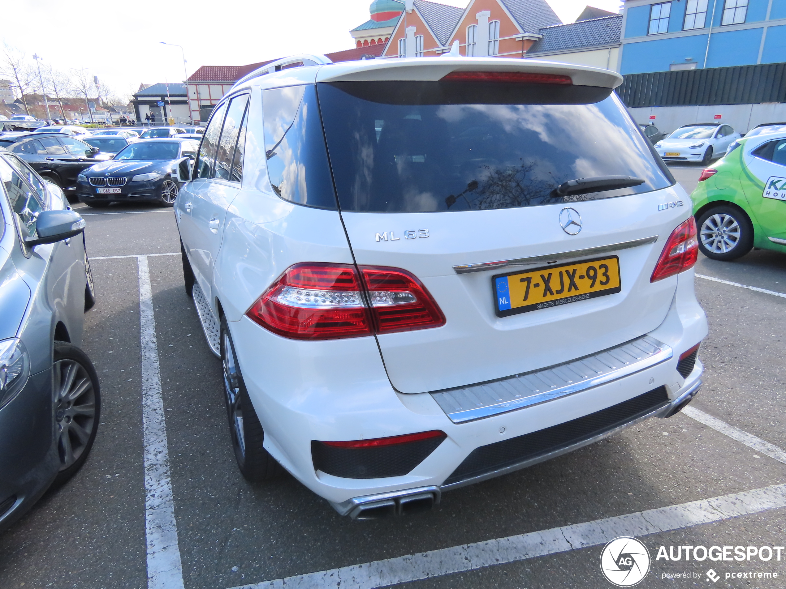 Mercedes-Benz ML 63 AMG W166