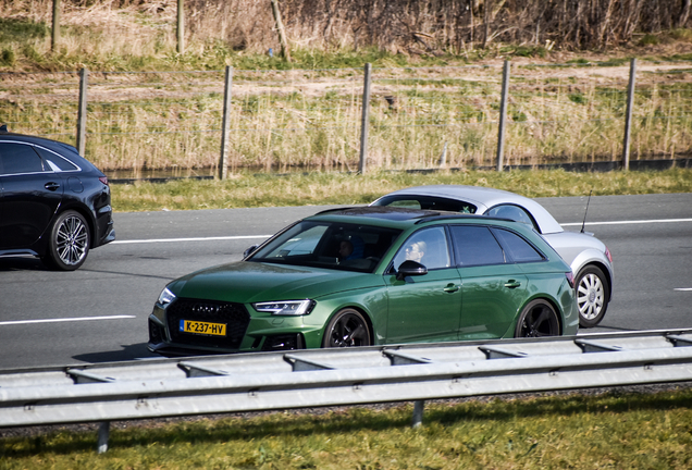 Audi RS4 Avant B9