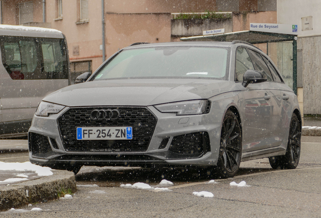 Audi RS4 Avant B9