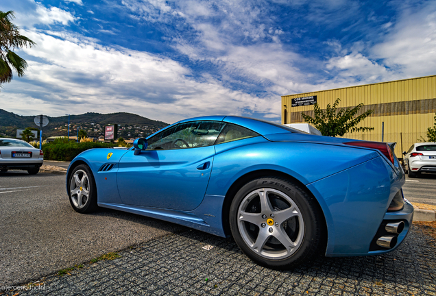 Ferrari California