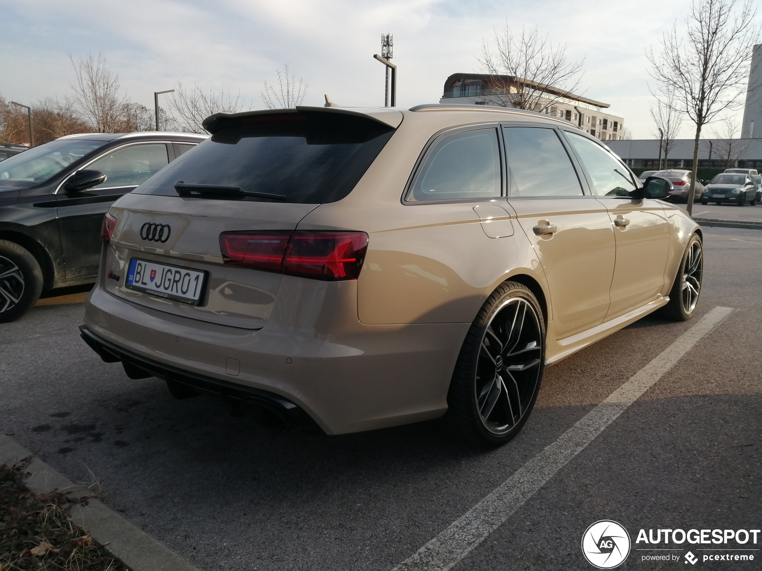 Audi RS6 Avant C7 2015