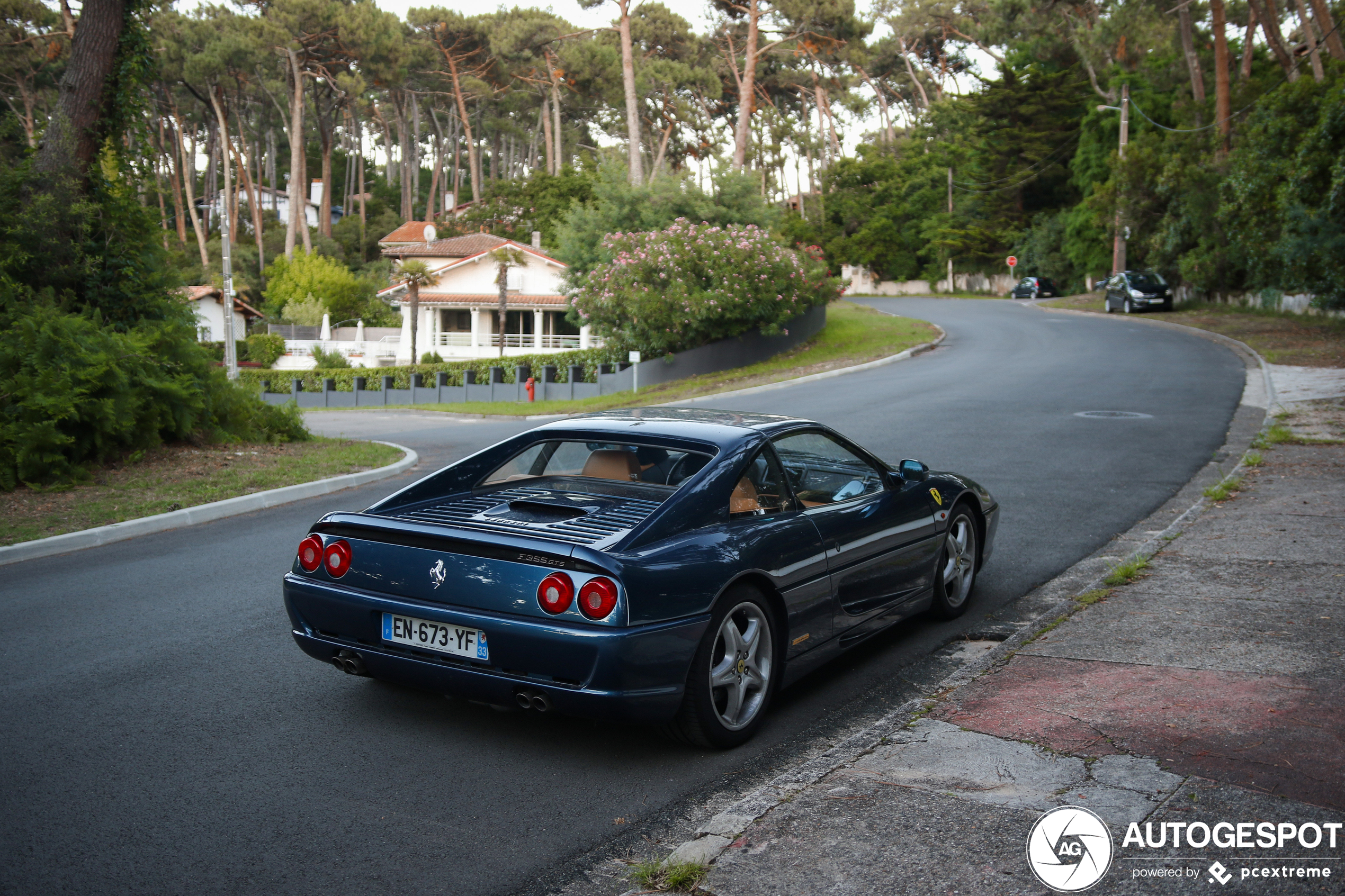 Ferrari F355 GTS