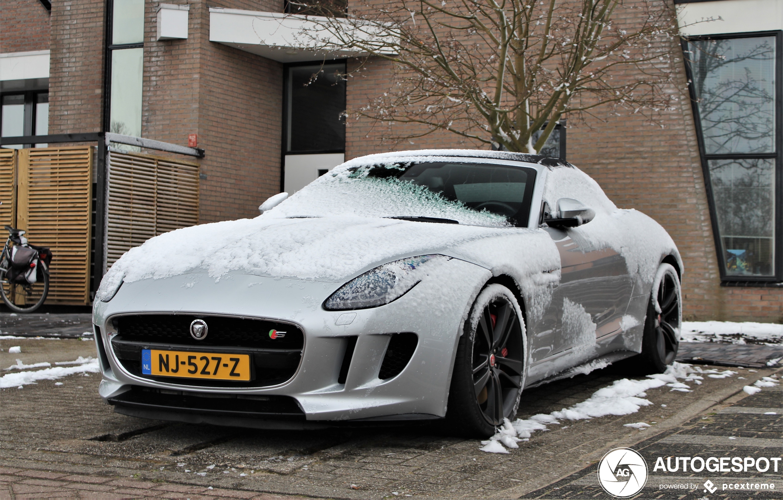 Jaguar F-TYPE S V8 Convertible