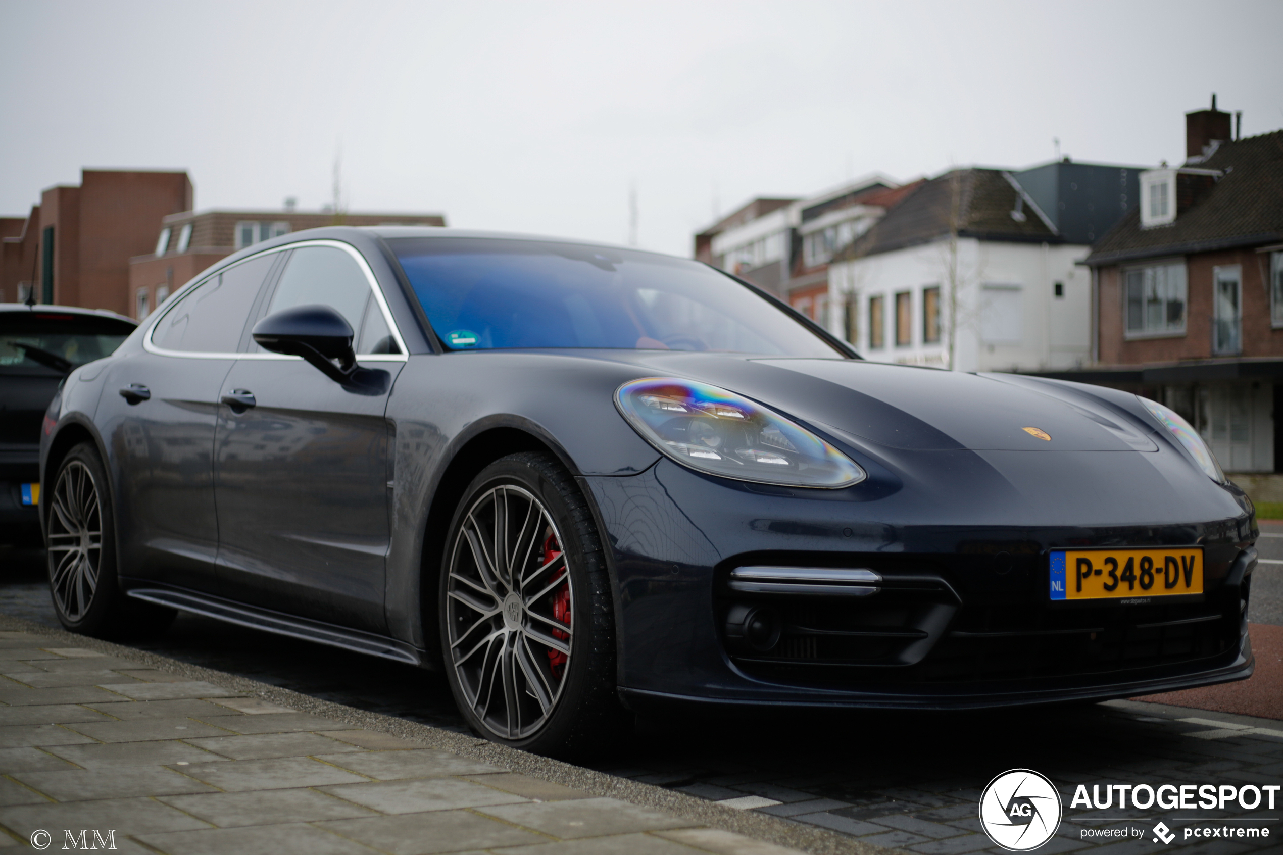 Porsche 971 Panamera Turbo