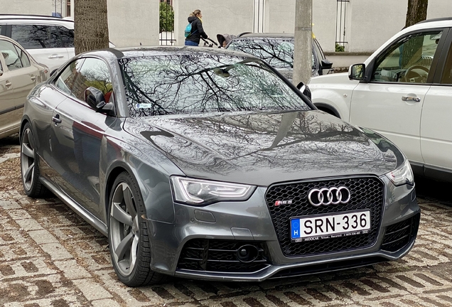 Audi RS5 B8 2012