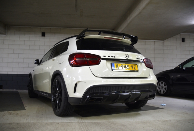 Mercedes-AMG GLA 45 X156