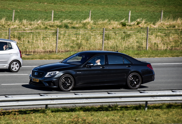 Mercedes-AMG S 63 V222