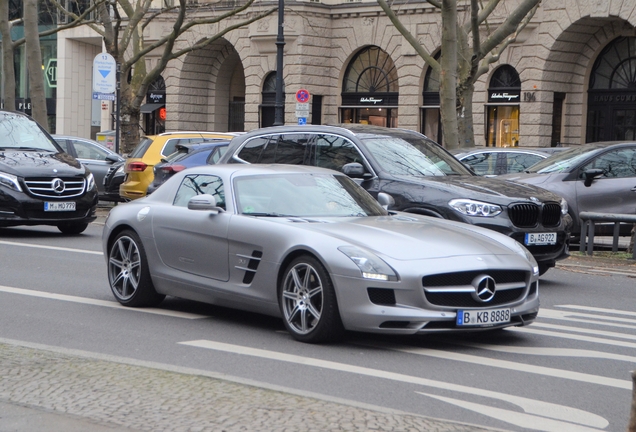 Mercedes-Benz SLS AMG