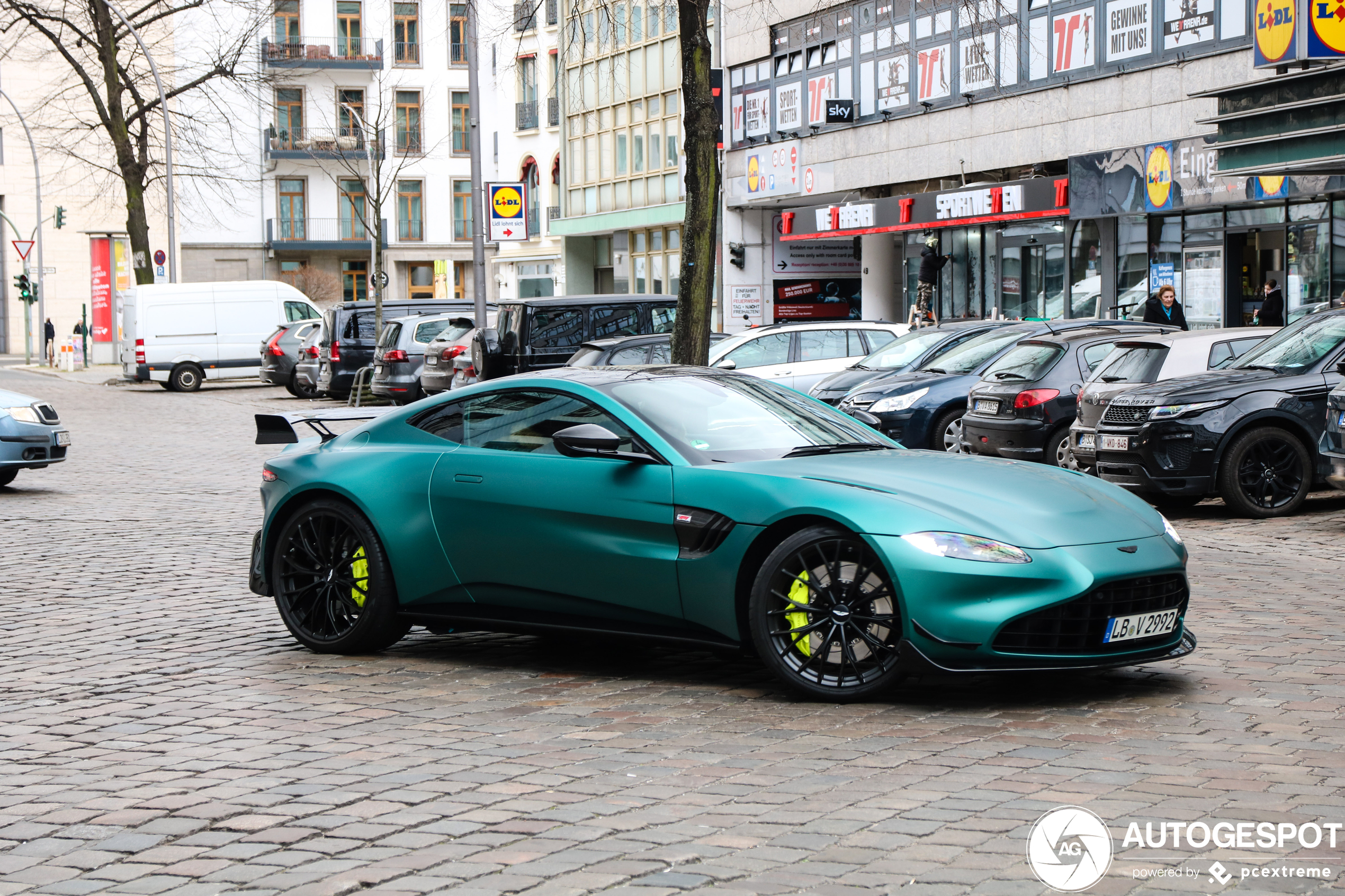 Aston Martin V8 Vantage Formula 1 Edition