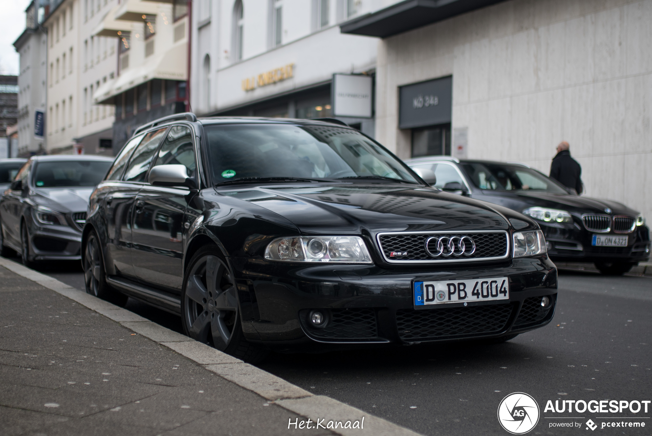 Audi RS4 Avant B5