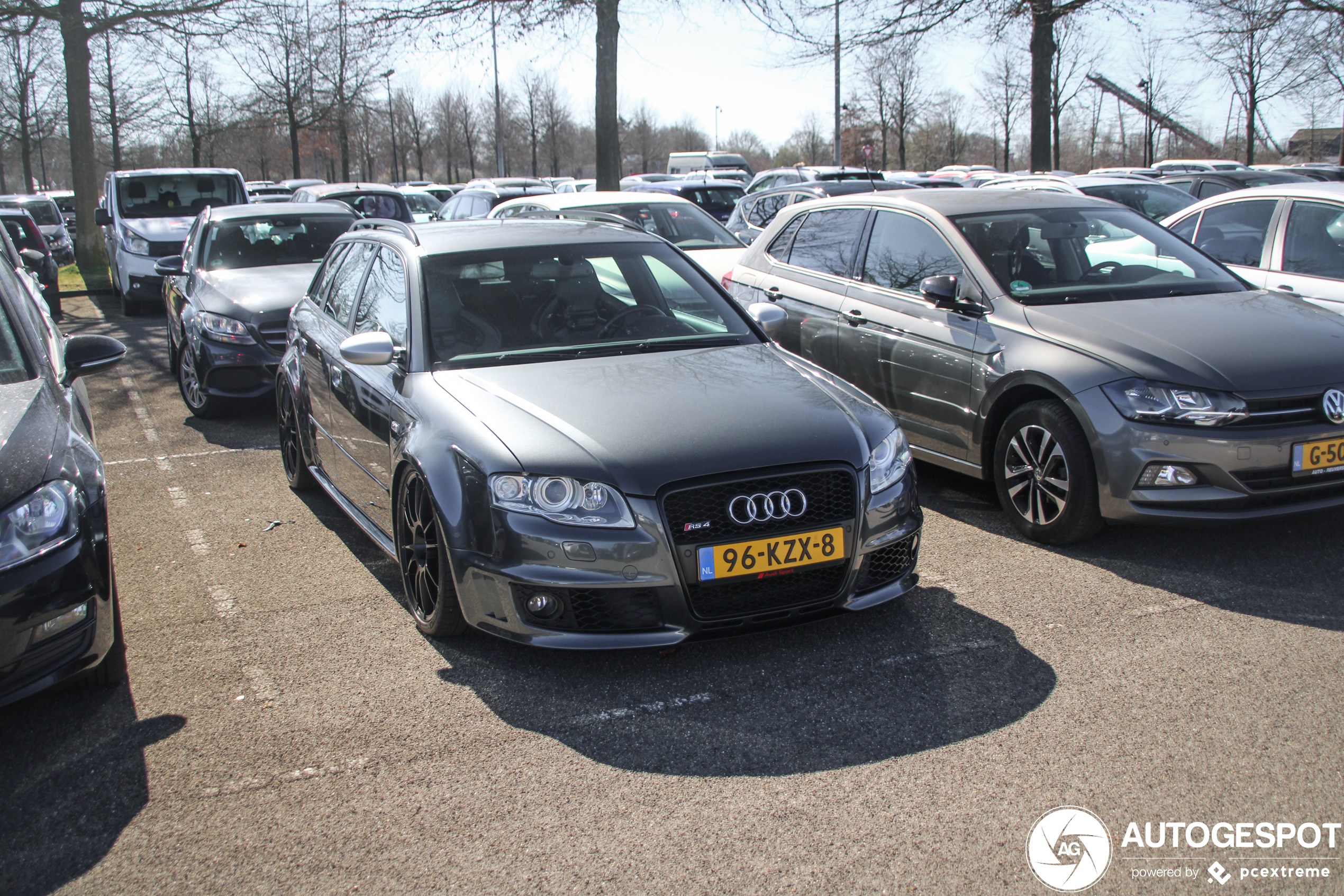 Audi RS4 Avant B7