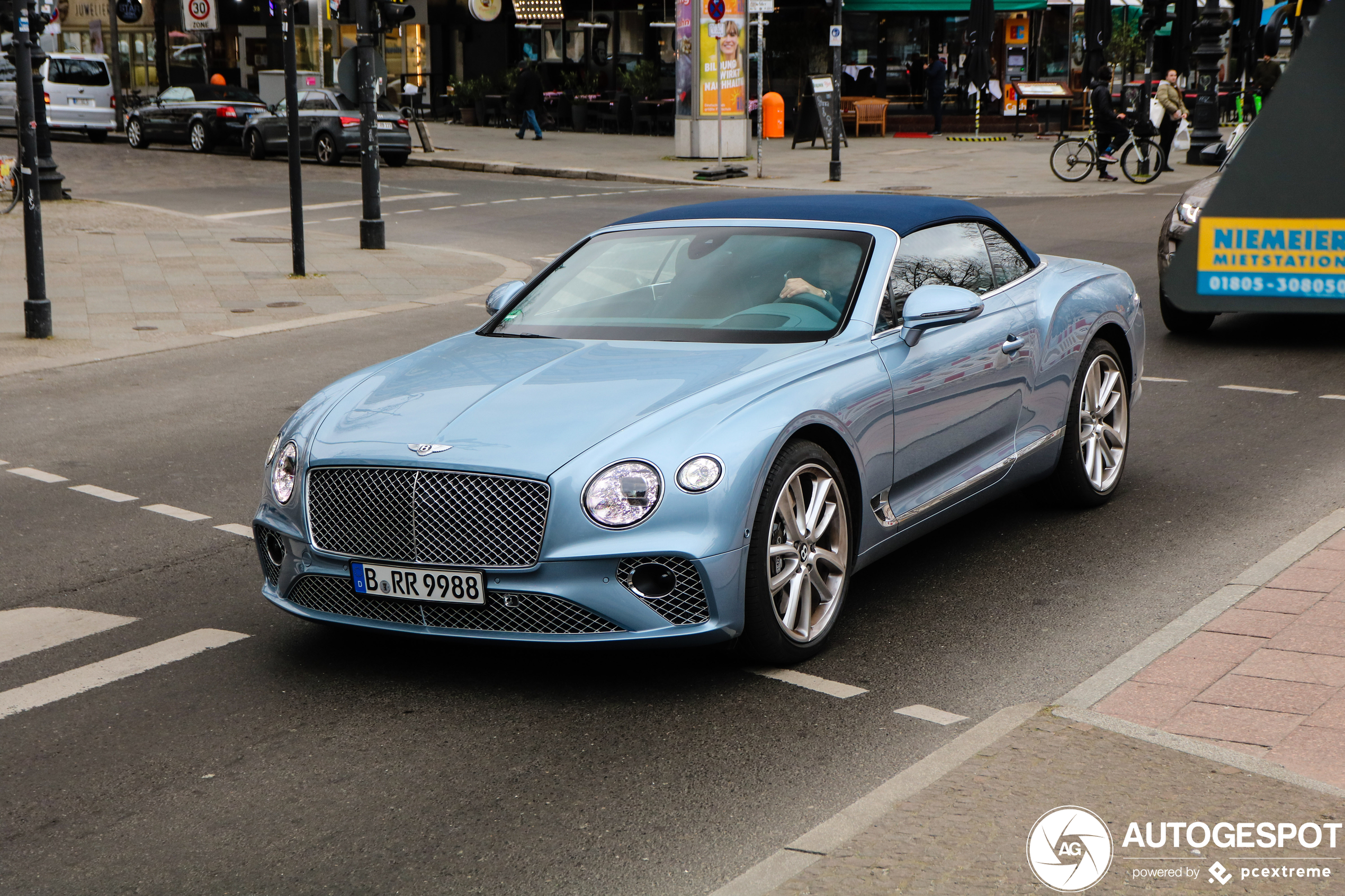 Bentley Continental GTC V8 2020