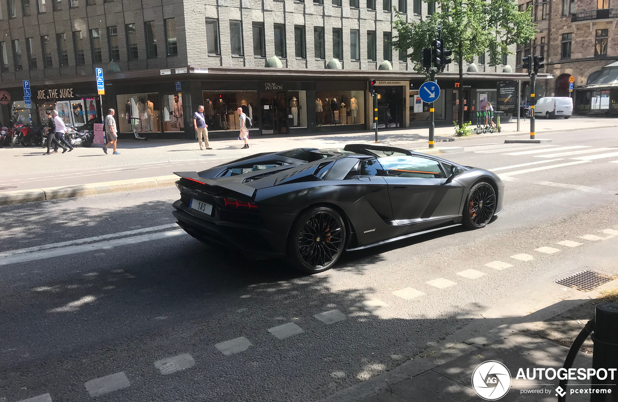 Lamborghini Aventador S LP740-4 Roadster