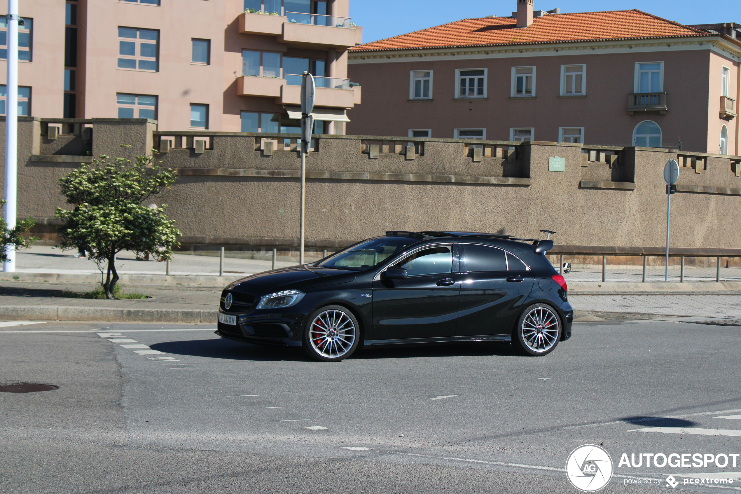 Mercedes-Benz A 45 AMG