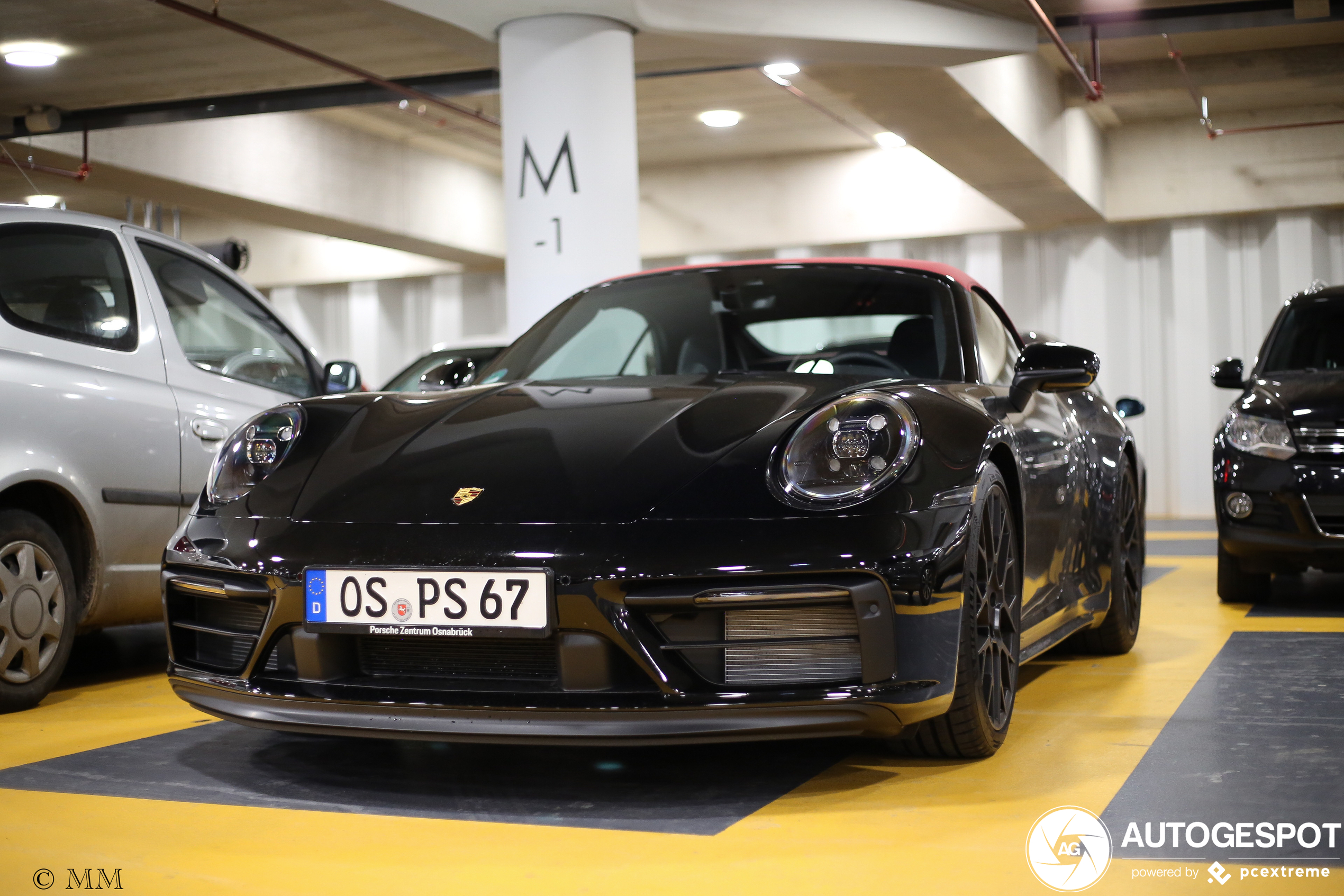 Porsche 992 Carrera 4 GTS Cabriolet