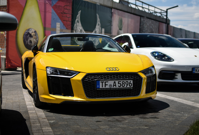 Audi R8 V10 Spyder 2016