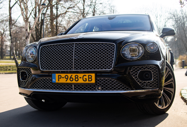 Bentley Bentayga Hybrid 2021 First Edition