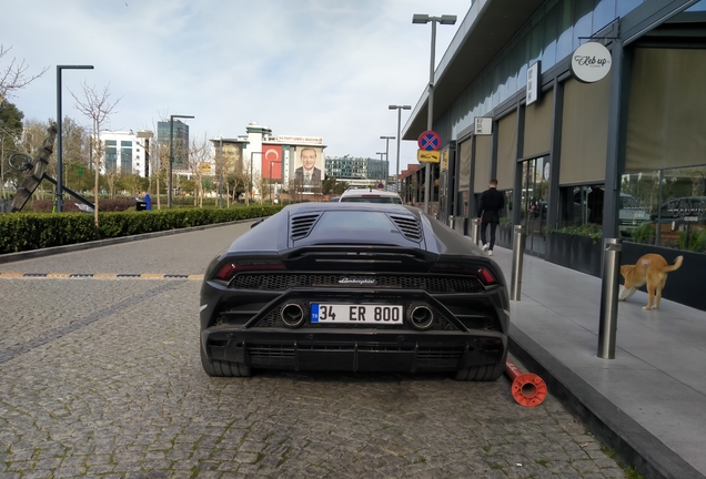 Lamborghini Huracán LP640-4 EVO