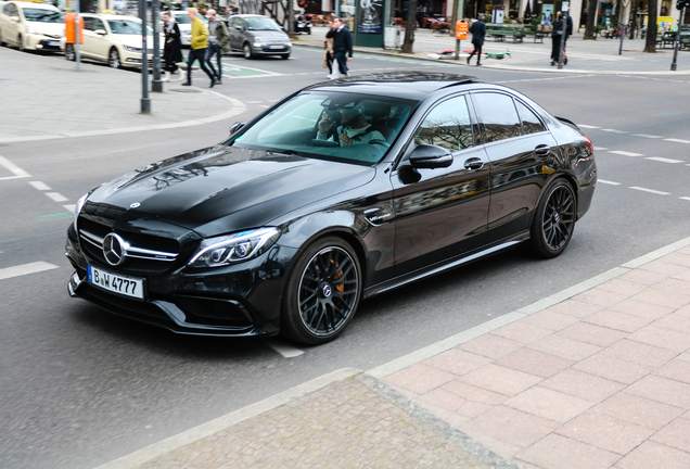 Mercedes-AMG C 63 S W205
