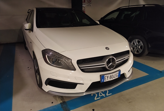 Mercedes-Benz A 45 AMG