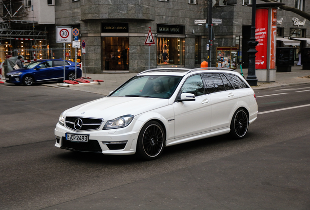 Mercedes-Benz C 63 AMG Estate 2012