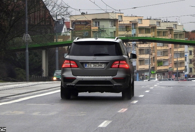 Mercedes-Benz ML 63 AMG W166