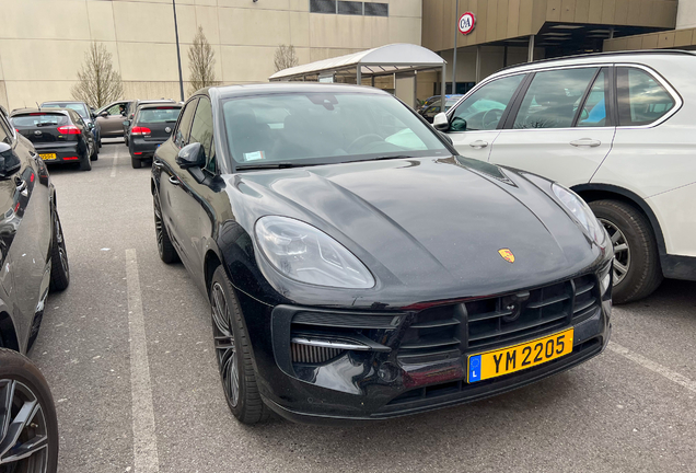 Porsche 95B Macan GTS MkII