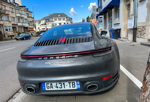 Porsche 992 Carrera 4S