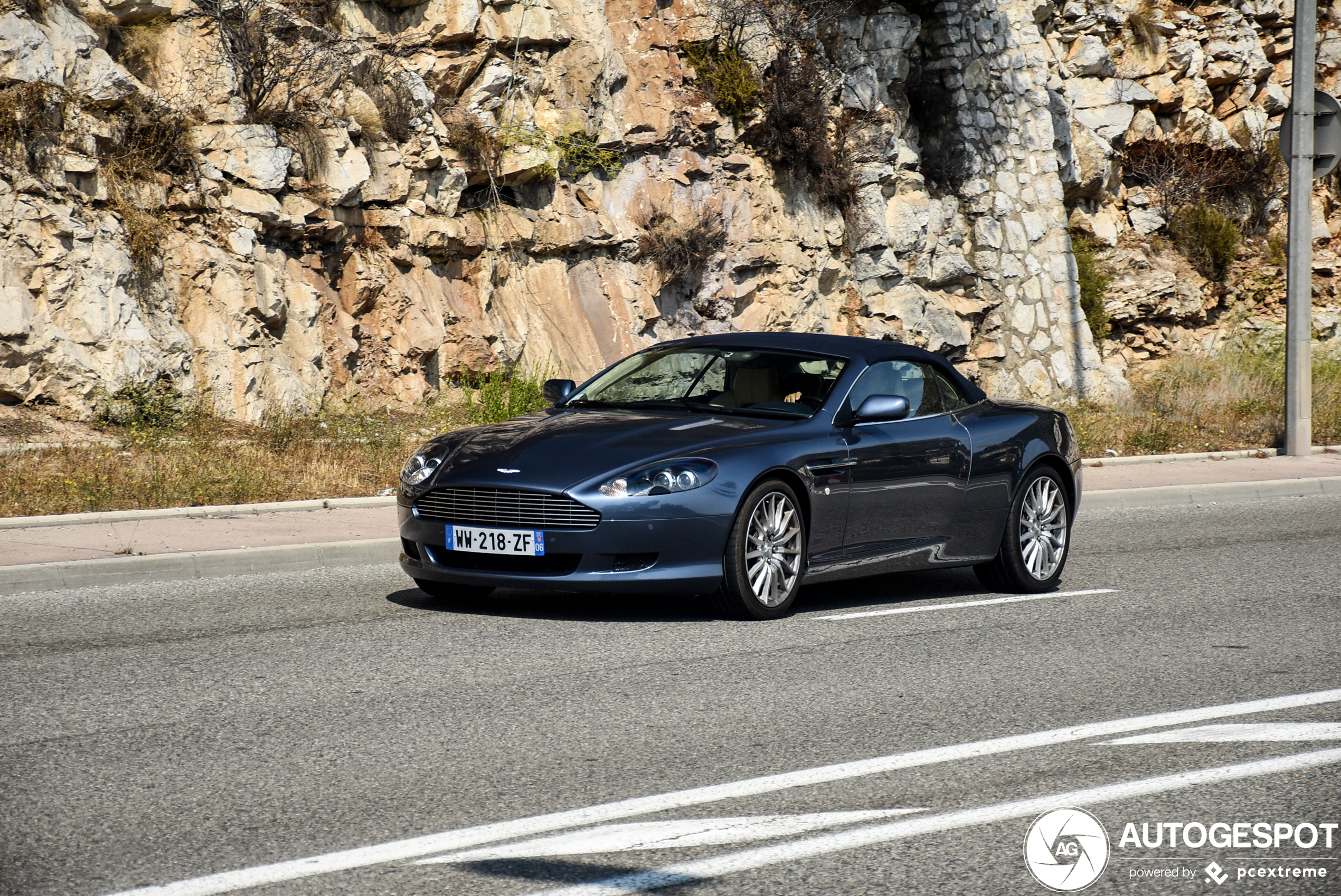 Aston Martin DB9 Volante