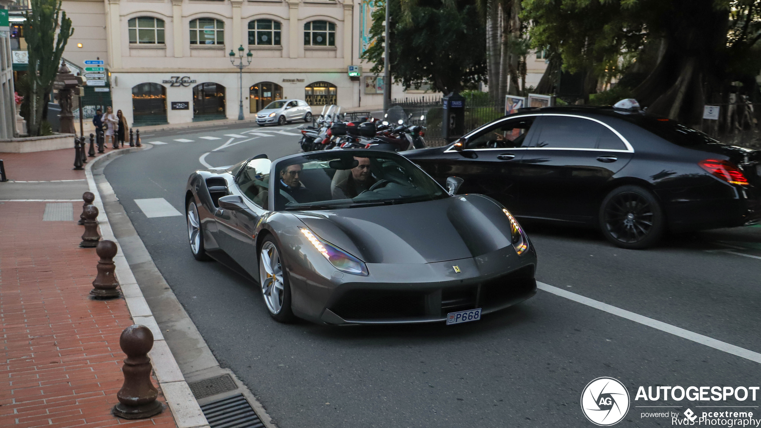 Ferrari 488 Spider