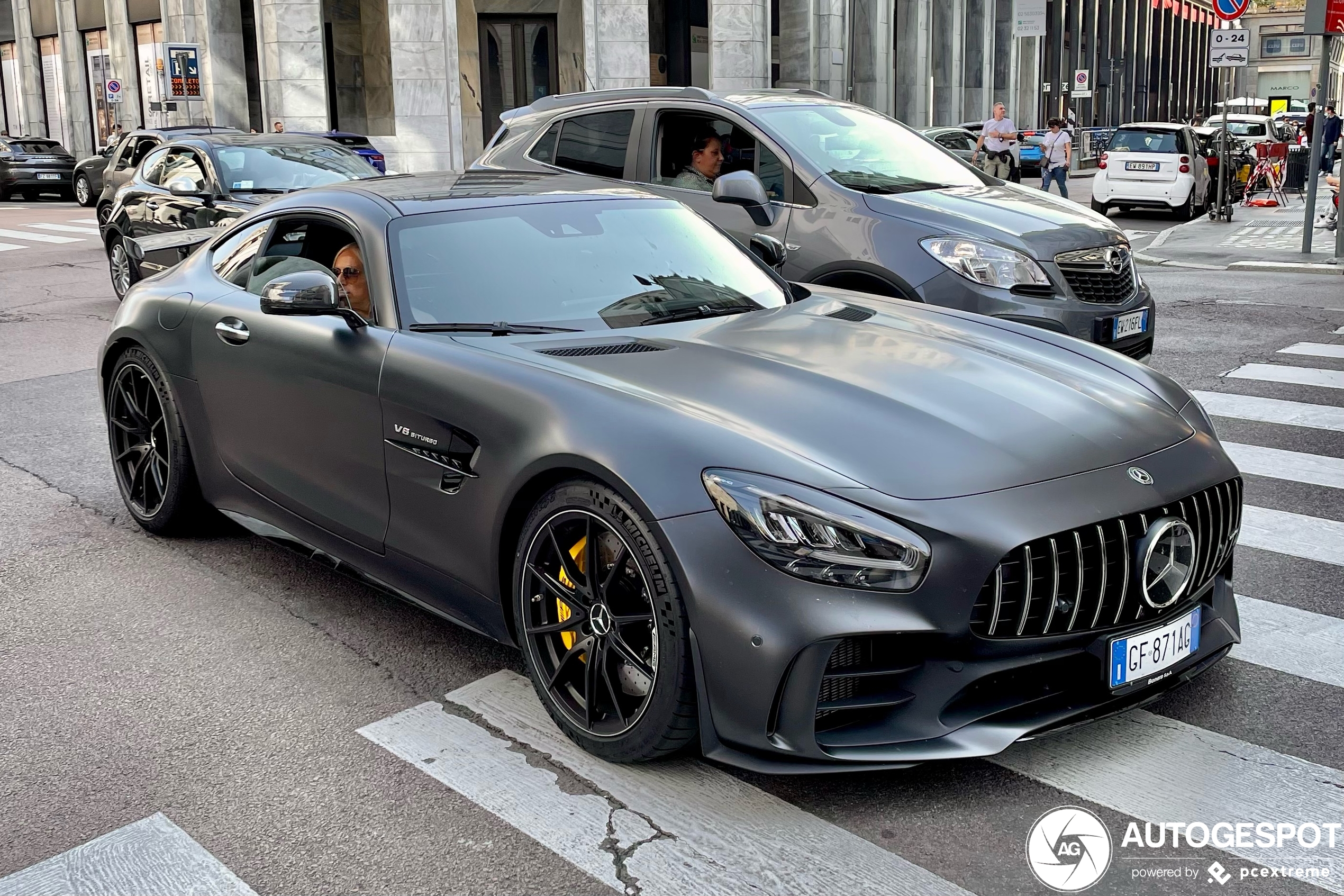 Mercedes-AMG GT R C190 2019