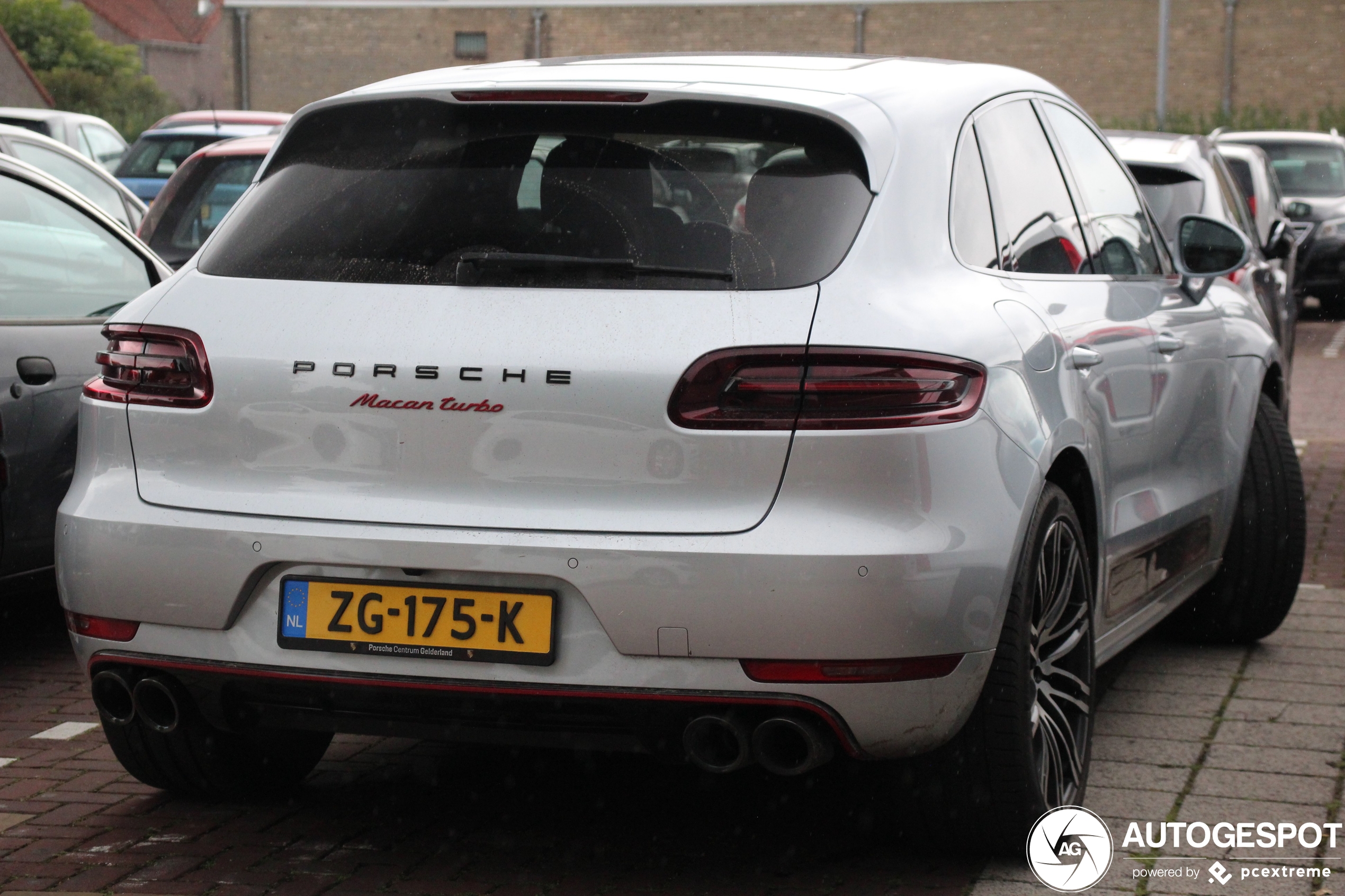 Porsche 95B Macan Turbo Exclusive Performance Edition