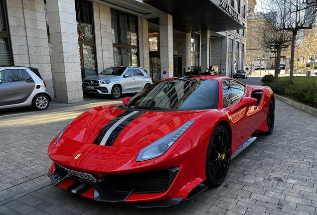 Ferrari 488 Pista