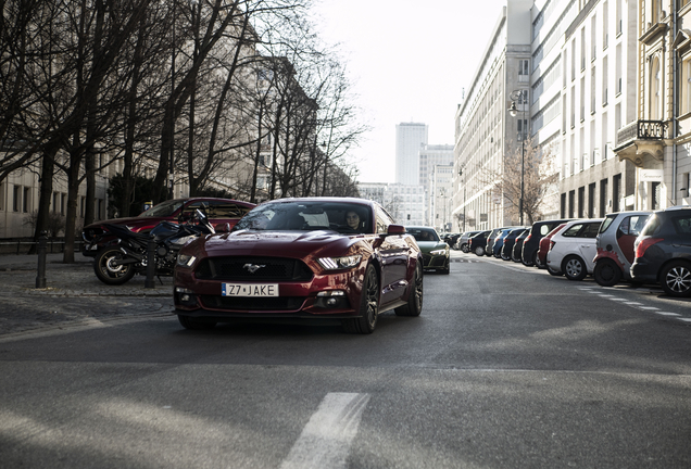 Ford Mustang GT 2015